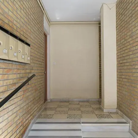Rentalsevilla Espacioso Y Acogegor Apartamento De 3 *