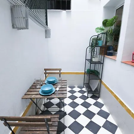 Rentalsevilla Espacioso Y Acogegor Apartamento De 3