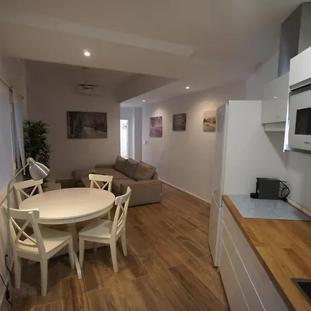 Apartment Rentalsevilla Espacioso Y Acogegor Apartamento De 3 *