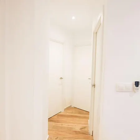 Rentalsevilla Espacioso Y Acogegor Apartamento De 3 Seville