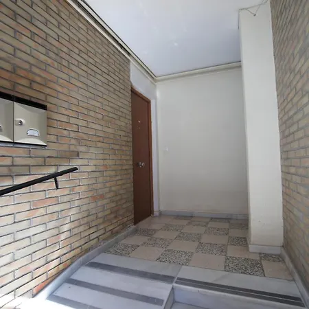 Rentalsevilla Espacioso Y Acogegor Apartamento De 3 * Seville